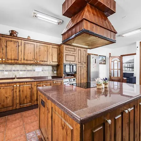 Palacios Herrero Villa *