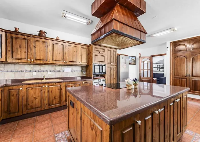 Palacios Herrero Villa *