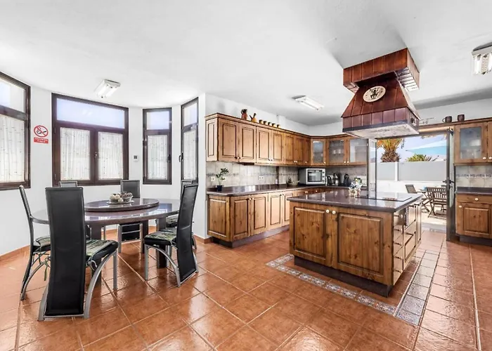 Palacios Herrero * Tahiche