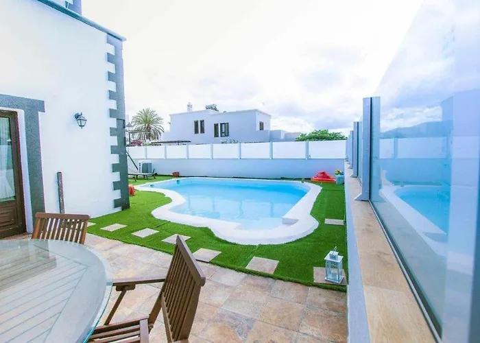 Palacios Herrero Villa *